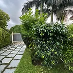 Serene Farmhouse Escape In Agra